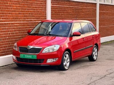 Röd Begagnad 2013 Skoda Fabia Elegance Kombi | 65 000 kr (Marknadspris)