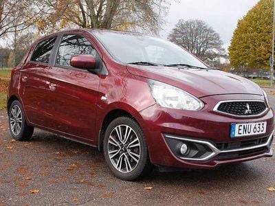 Begagnad Mitsubishi Space Star 80 HK (58 kW) 2016 Röd Halvkombi