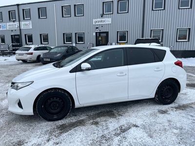 begagnad Toyota Auris 1.6 Valvematic BT B-kamera SoV