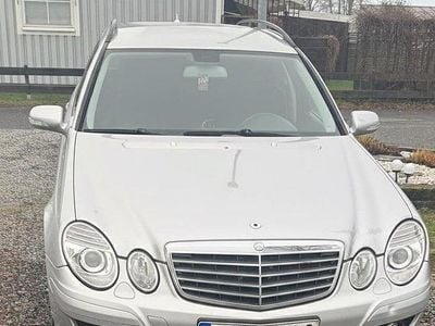 Mercedes E220