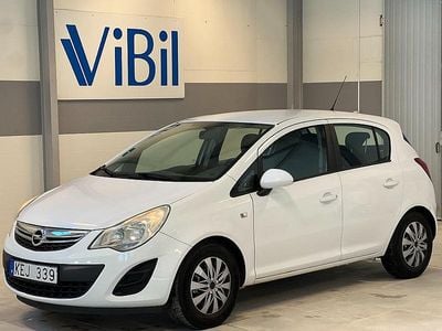 Begagnad Opel Corsa Enjoy 86 HK (63 kW) 2011 Vit Halvkombi