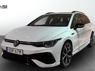 Pure white Begagnad 2023 VW Golf VIII R Kombi | 479 900 kr (Dyr)