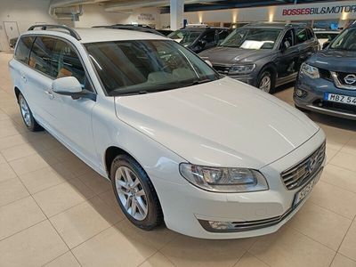 begagnad Volvo V70 D4 181Hk AWD Aut Momentum VOC Vhjul Drag Värmare