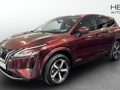 Röd Begagnad 2023 Nissan Qashqai SUV | 299 900 kr