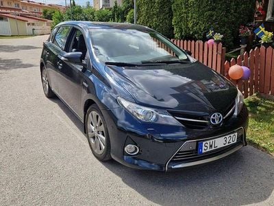 Toyota Auris Hybrid
