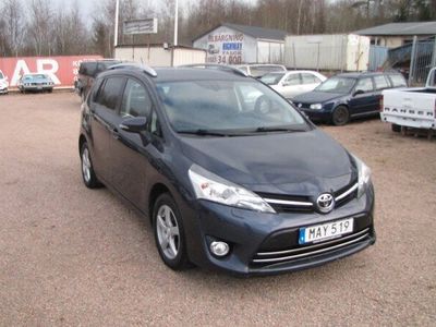 begagnad Toyota Verso 1.8 Valvematic Euro 6