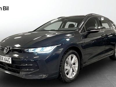 Grå Begagnad 2025 VW Golf VIII Kombi | 309 000 kr (Marknadspris)