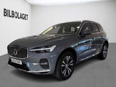 Grå Begagnad 2023 Volvo XC60 Core SUV | 474 500 kr (Bra pris)