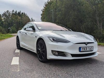 White pearl Begagnad 2017 Tesla Model S Halvkombi | 430 000 kr