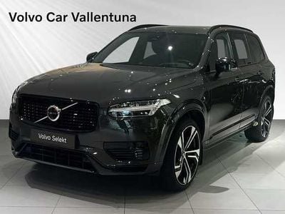 Grå Begagnad 2023 Volvo XC90 Ultimate SUV | 699 900 kr (Marknadspris)