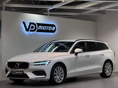 Vit Begagnad 2018 Volvo V60 Momentum Kombi | 184 700 kr (Dyr)