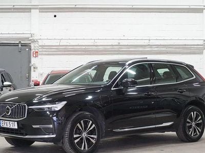 Svart Begagnad 2022 Volvo XC60 Momentum SUV | 372 900 kr (Superpris)