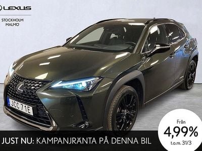 Begagnad Lexus UX 250h Sport Line 186 HK (136 kW) 2022 Grön SUV
