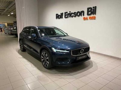 Begagnad 2024 Volvo V60 CC Kombi | 399 500 kr (Superpris)