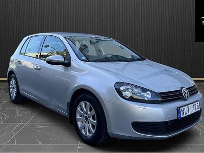 Begagnad VW Golf VII 105 HK (77 kW) 2012 Silver Halvkombi