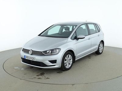 Begagnad VW Golf Sportsvan Comfortline 110 HK (80 kW) 2017 Silver Minibuss