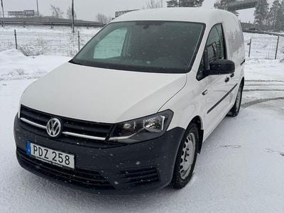 Vit Begagnad 2017 VW Caddy Minibuss | 129 000 kr (Bra pris)