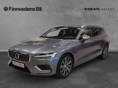 Grå Begagnad 2021 Volvo V60 Inscription Kombi | 279 000 kr (Marknadspris)