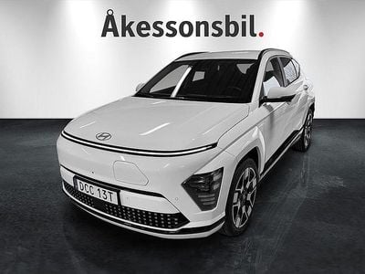 Begagnad Hyundai Kona Advanced 160 kW (218 HK) 2023 Vit SUV