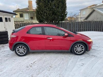 Begagnad Honda Civic Sport 140 HK (102 kW) 2009 Röd Halvkombi