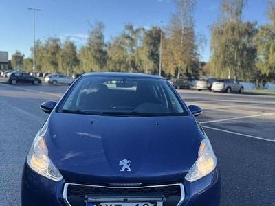 Begagnad Peugeot 208 82 HK (60 kW) 2013 Halvkombi