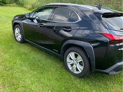 Lexus UX 250h