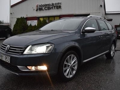 Ljusgrå Begagnad 2013 VW Passat Alltrack Kombi | 89 900 kr (Marknadspris)