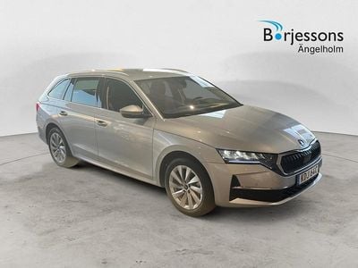 Silver Ny 2025 Skoda Octavia Kombi | 349 900 kr