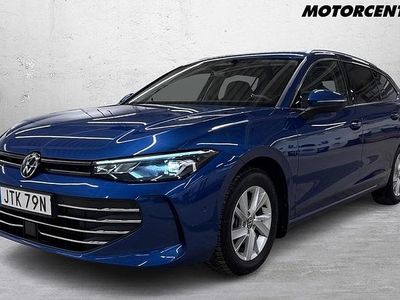 Blå Begagnad 2024 VW Passat Business Kombi | 349 000 kr (Lite dyr)