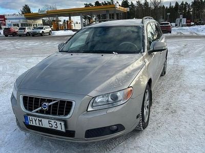 Begagnad 2009 Volvo V70 Kombi | 65 000 kr (Marknadspris)