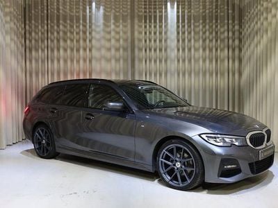 Grå Begagnad 2020 BMW 320 M Sport Kombi | 289 900 kr (Lite dyr)
