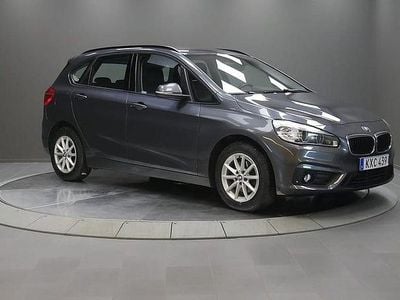 Grå Begagnad 2016 BMW 218 Comfort Edition Kombi | 135 000 kr (Marknadspris)