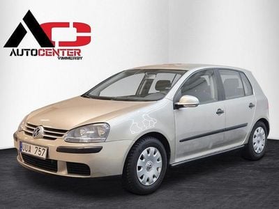 Ljusbrun Begagnad 2004 VW Golf IV Halvkombi | 46 700 kr (Dyr)