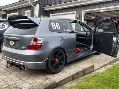 Begagnad 2005 Honda Civic Type R Halvkombi | 185 000 kr