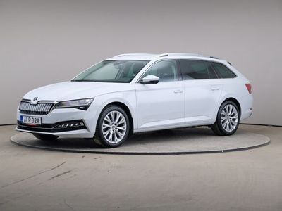 begagnad Skoda Superb iV Tsi 218 Plug-in Combi Style Business Dragpkt