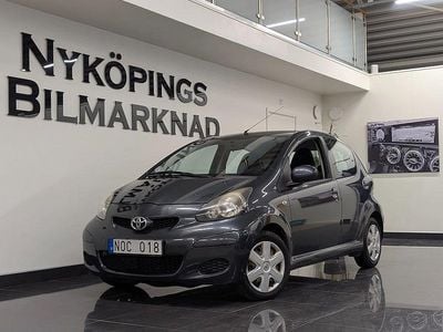 Begagnad Toyota Aygo 68 HK (50 kW) 2009 Grå Halvkombi