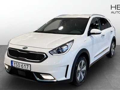 Vit (white) Begagnad 2018 Kia Niro Advance SUV | 199 900 kr (Marknadspris)