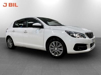 Vit Begagnad 2019 Peugeot 308 Allure Halvkombi | 114 900 kr (Marknadspris)