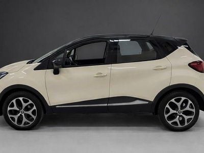 Cremevit med svart tak Begagnad 2019 Renault Captur SUV | 140 000 kr (Lite dyr)