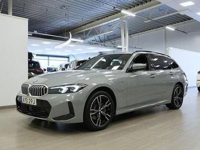 Grå Begagnad 2025 BMW 330e M Sport Kombi | 489 900 kr (Superpris)