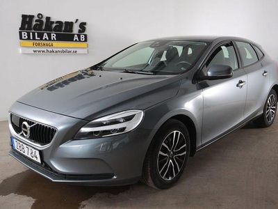 Grå Begagnad 2017 Volvo V40 Momentum Kombi | 209 500 kr (Dyr)