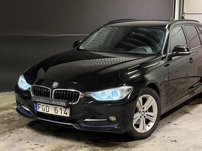 Begagnad BMW 320 Sport Line 184 HK (135 kW) 2013 Svart Kombi