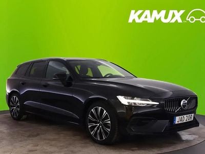 Svart Begagnad 2023 Volvo V60 Core Kombi | 304 800 kr (Bra pris)