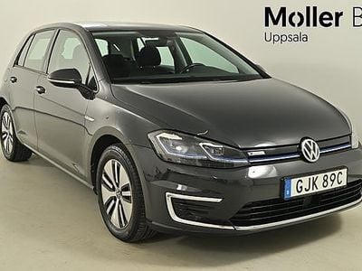 Grå Begagnad 2020 VW e-Golf Halvkombi | 189 900 kr