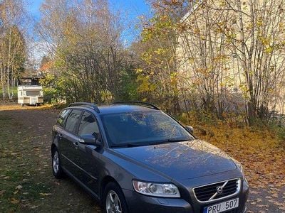 Begagnad Volvo V50 Kinetic 125 HK (91 kW) 2008 Grå Kombi