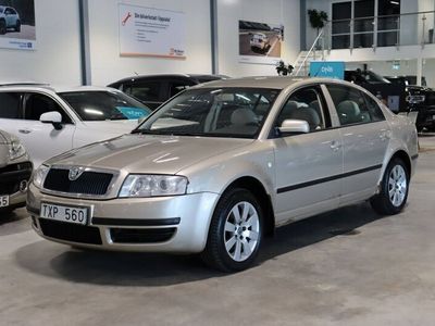 begagnad Skoda Superb 1.8 T 150HK Elegance Motorvärmare/S&V Hjul/Drag