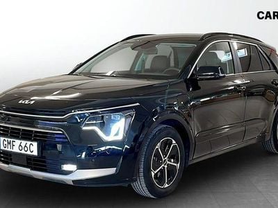 Svart Begagnad 2023 Kia Niro Advance SUV | 294 900 kr (Superpris)