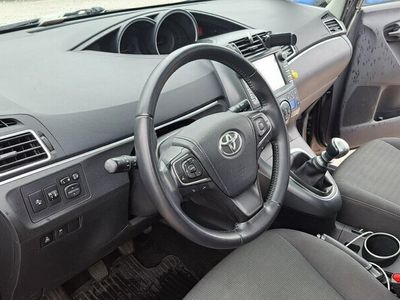 begagnad Toyota Verso 1.6 Euro 6