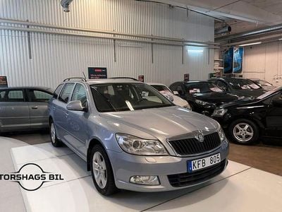 Ljusblå (blå) Begagnad 2010 Skoda Octavia Elegance Kombi | 69 900 kr (Marknadspris)