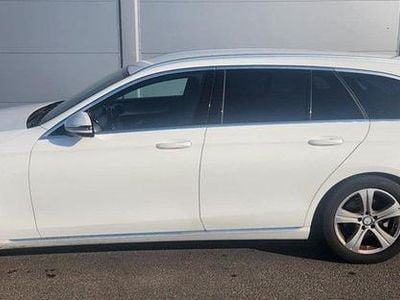 Mercedes E220